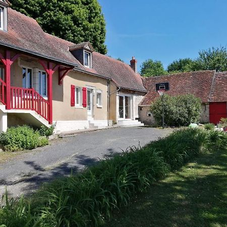 Maison De Charme Pres De Beauval Saint-Cyran-du-Jambot Exterior photo